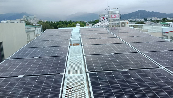 台東市東糖街透天房屋-棚架式建置