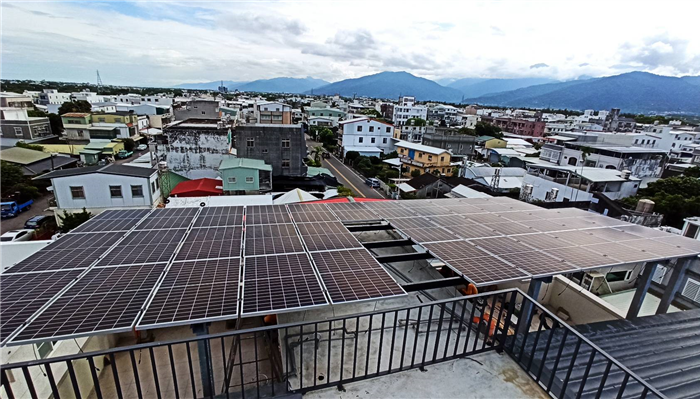 台東市更生北路住宅-棚架式建置